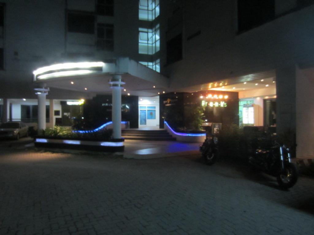DAO Studio Apartments Patong Exterior foto